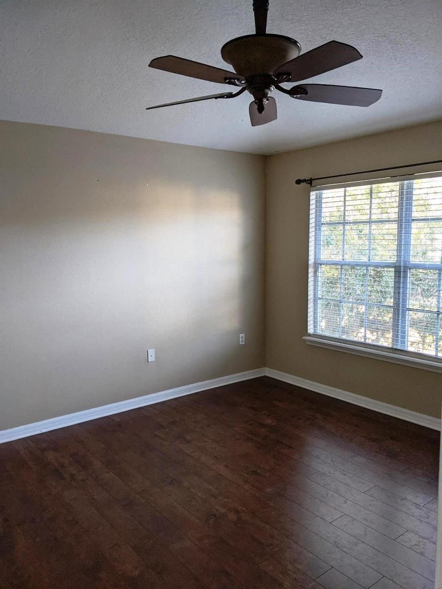 Listing photo id 6 for 27743 Pleasure Ride Loop