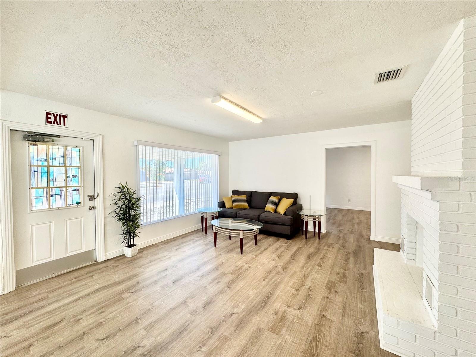 Image 20 of 24 For 4795 49th Street N