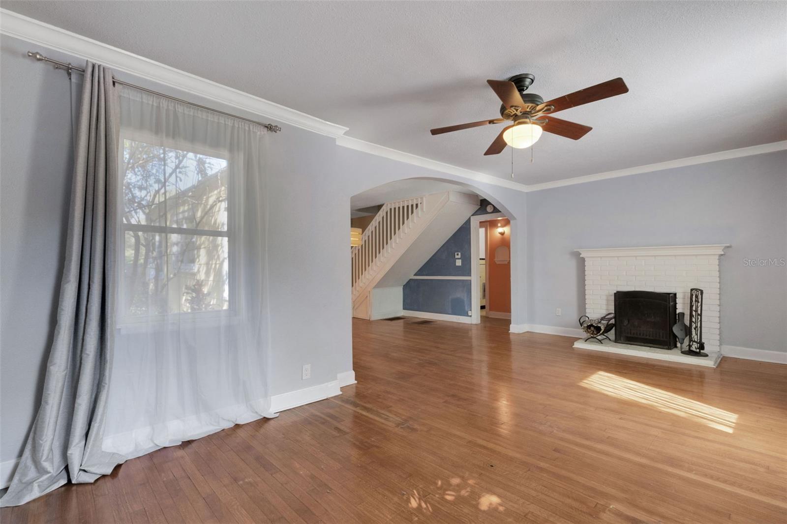 Image 14 of 90 For 717 12th Avenue N