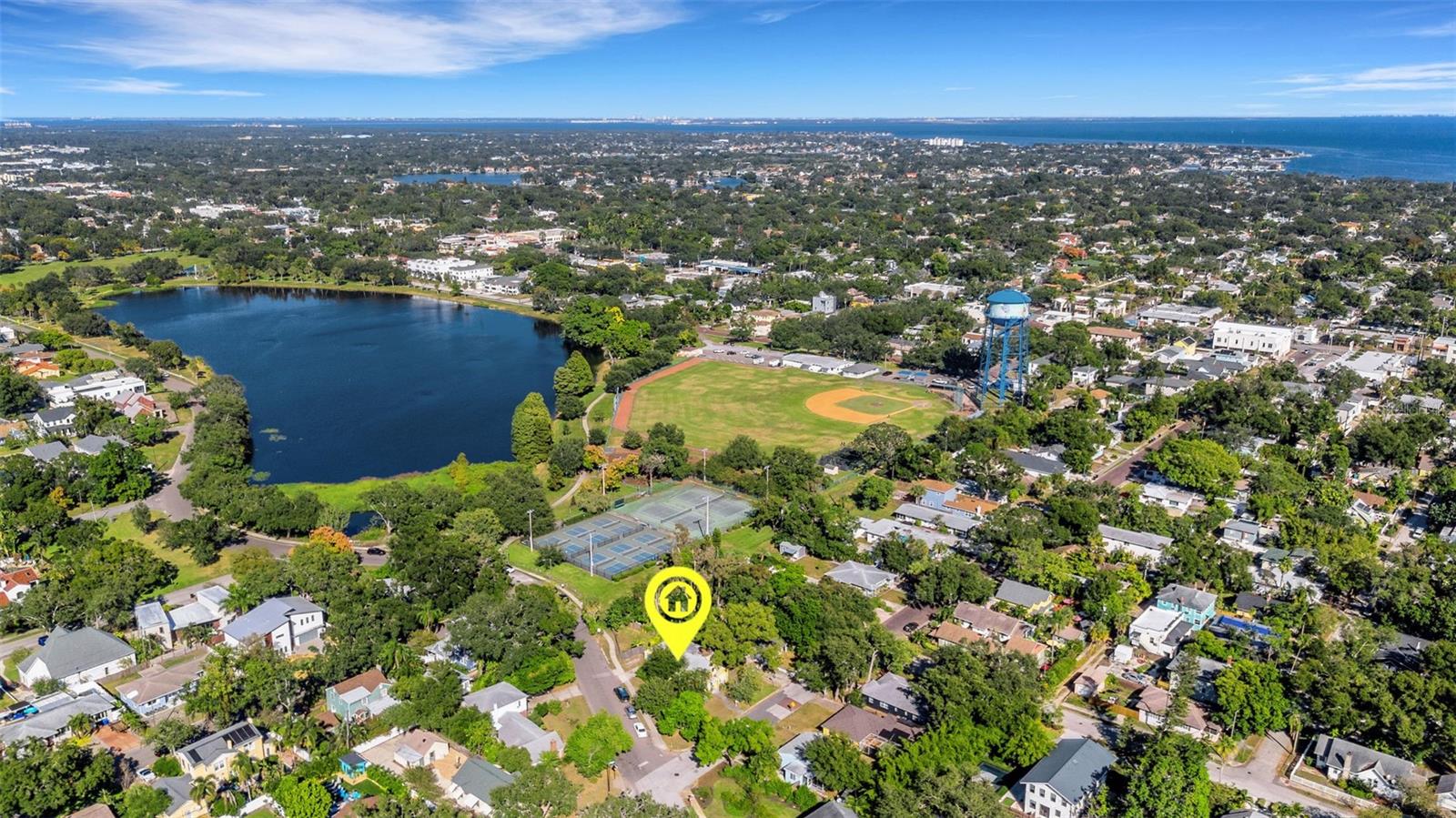 Image 4 of 90 For 717 12th Avenue N