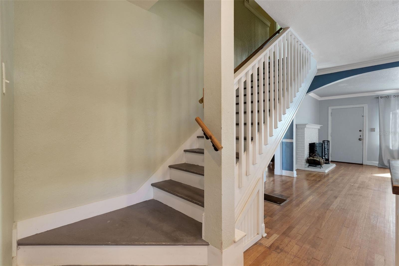 Image 40 of 90 For 717 12th Avenue N