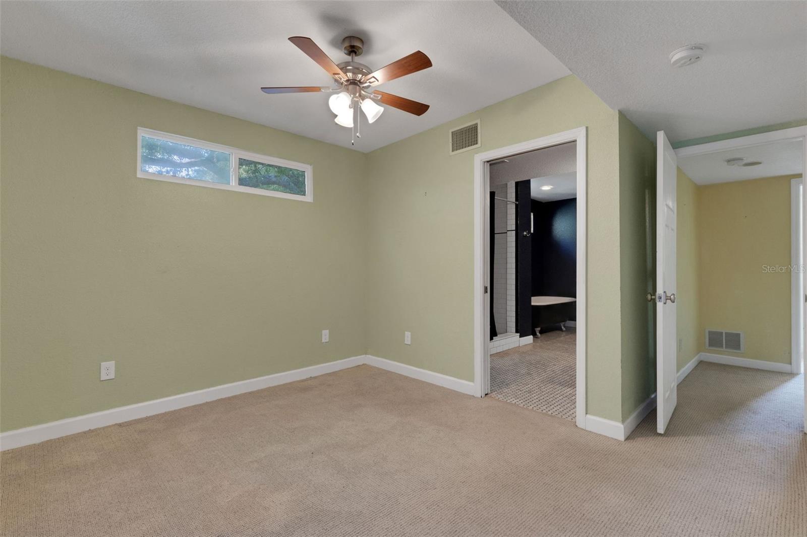 Image 53 of 90 For 717 12th Avenue N