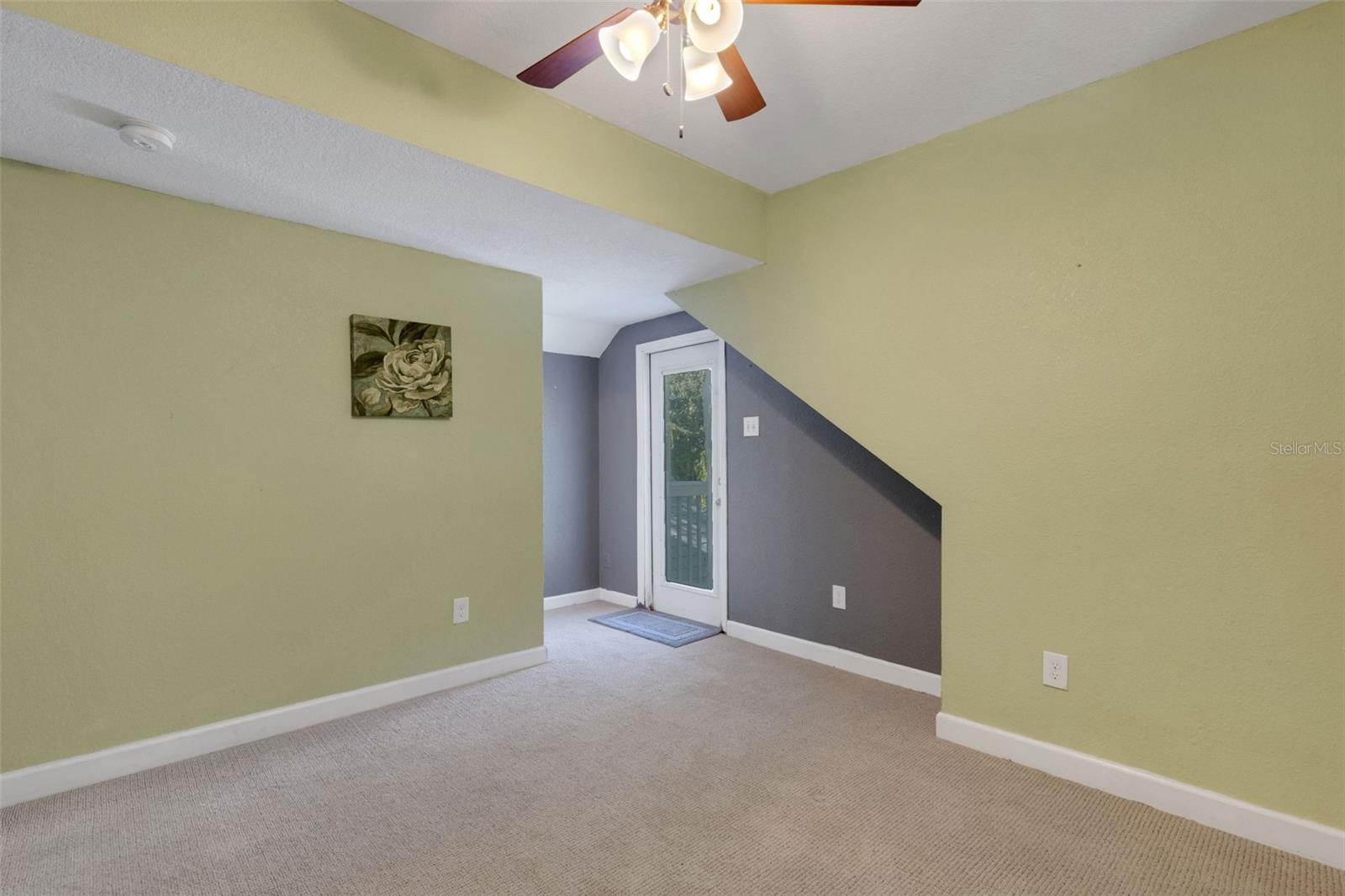 Image 55 of 90 For 717 12th Avenue N