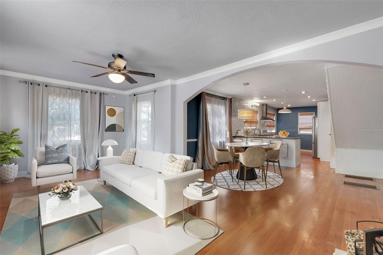 Image 6 of 90 For 717 12th Avenue N