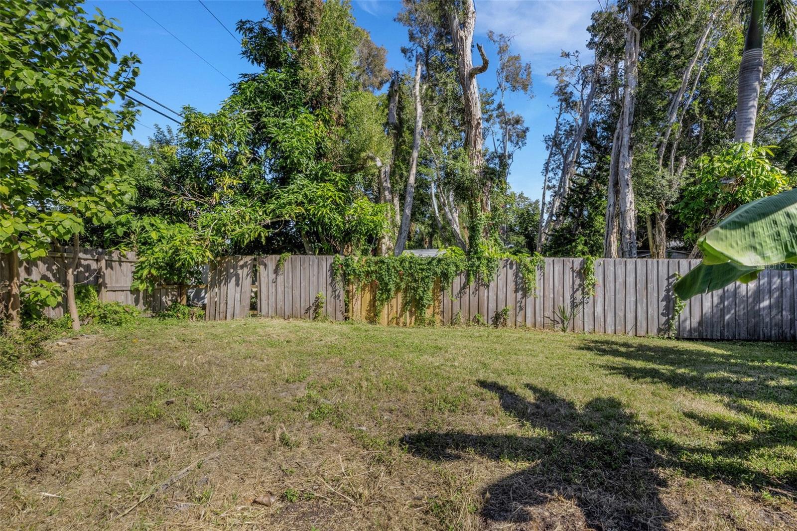 Image 73 of 90 For 717 12th Avenue N