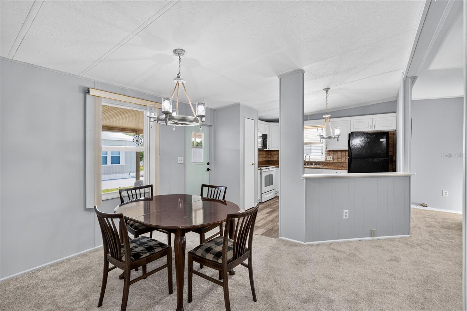 Image 9 of 70 For 730 Blanca  