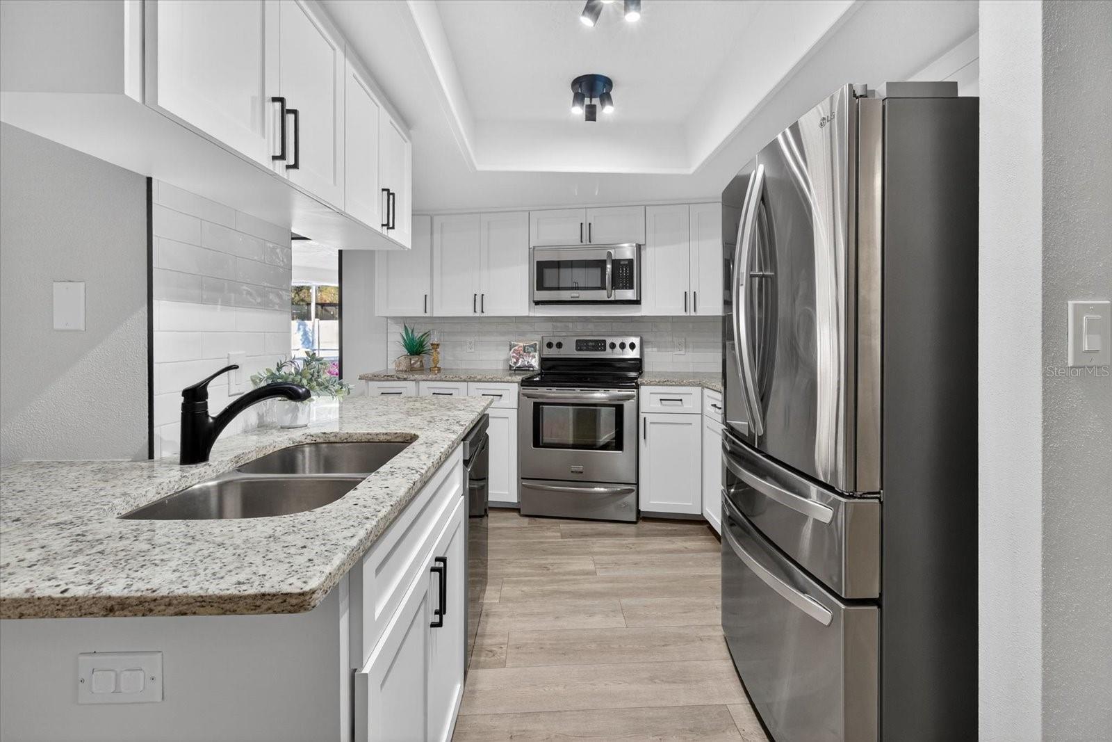 Listing photo id 17 for 2961 Heather Trail