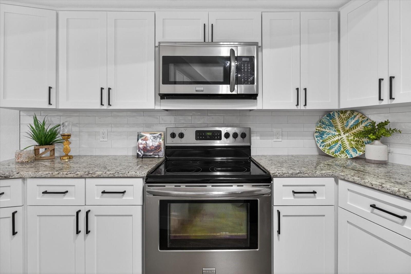 Listing photo id 23 for 2961 Heather Trail