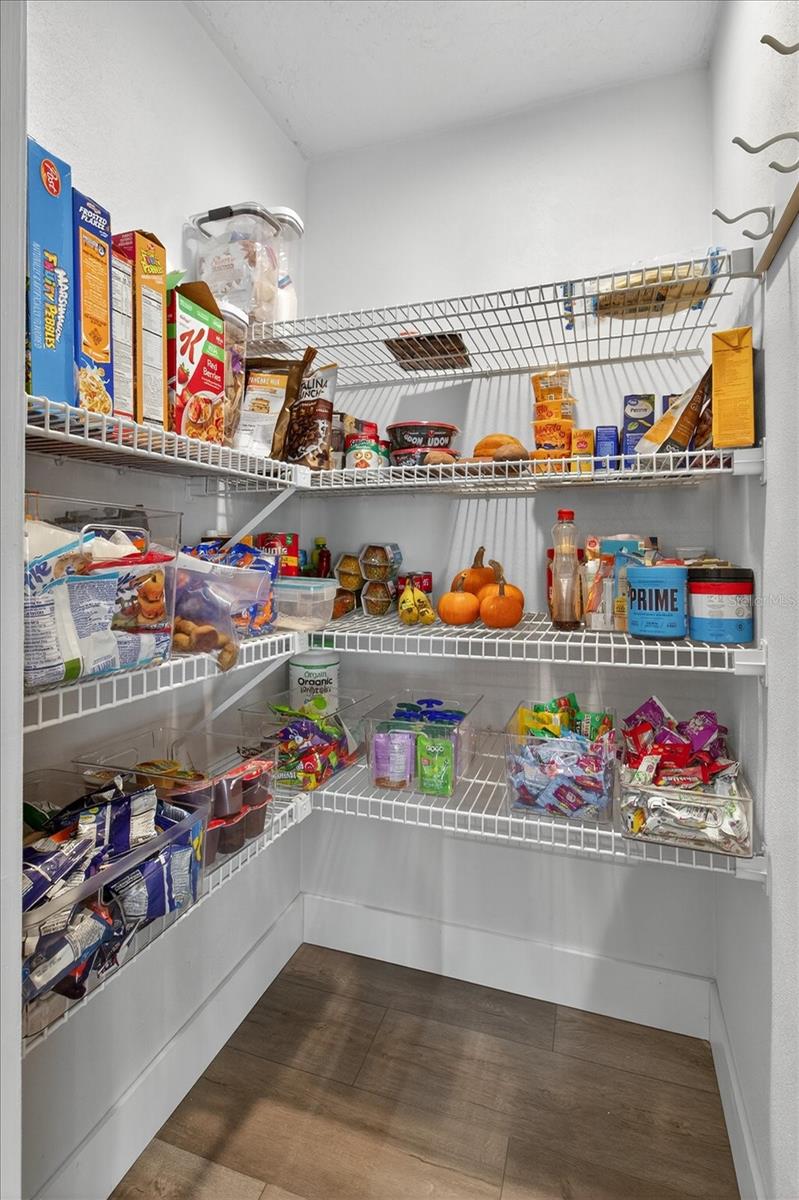 Listing photo id 28 for 2961 Heather Trail