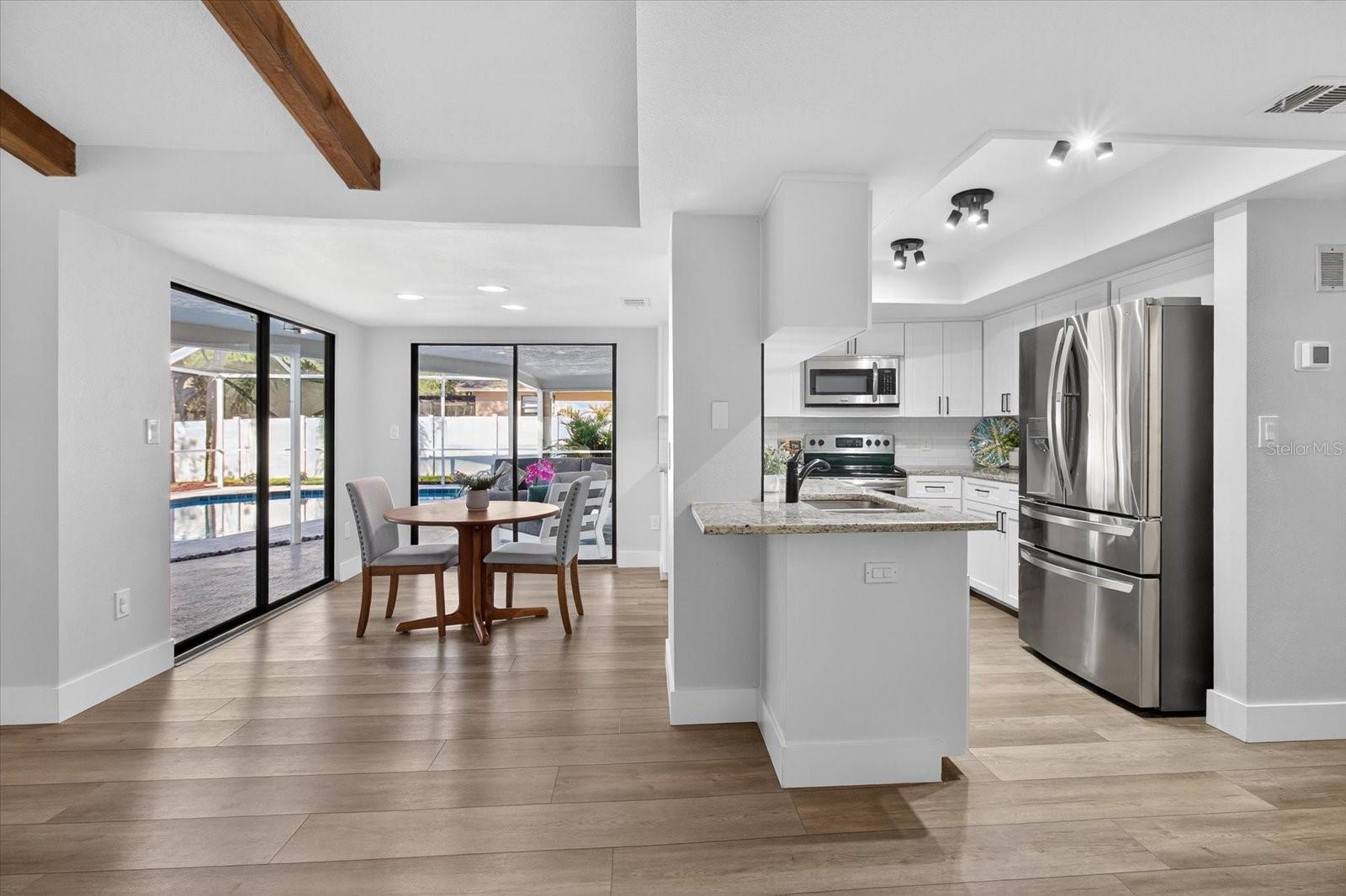 Listing photo id 29 for 2961 Heather Trail