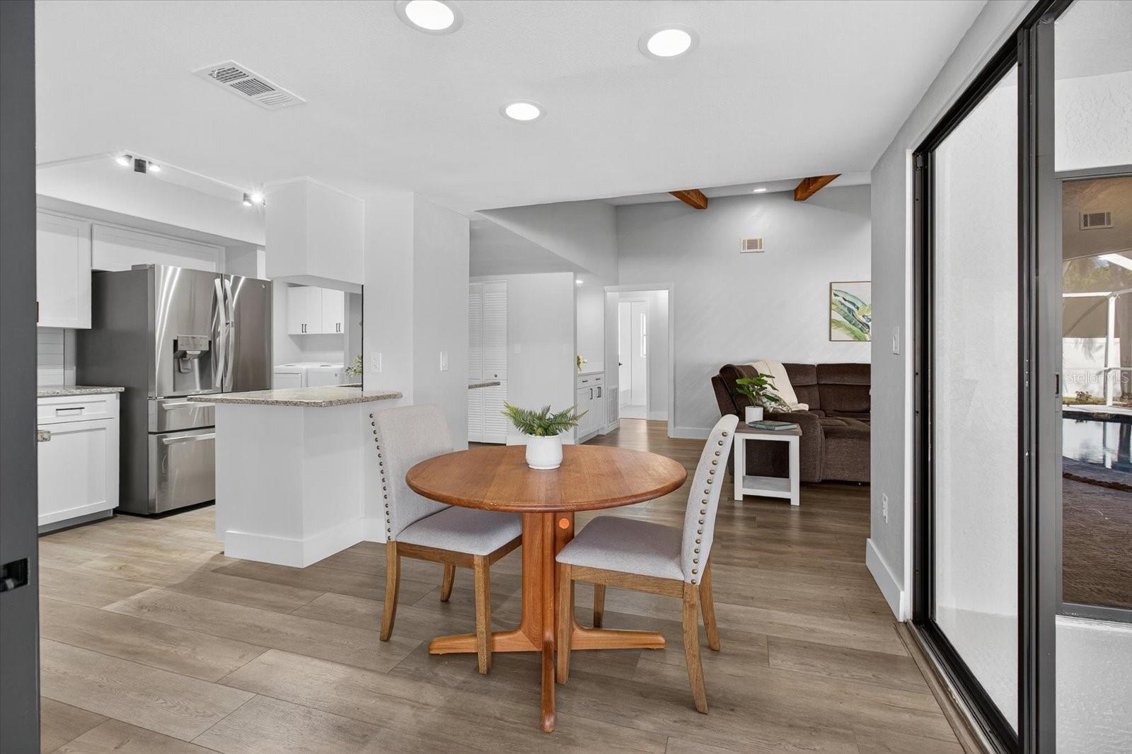 Listing photo id 32 for 2961 Heather Trail