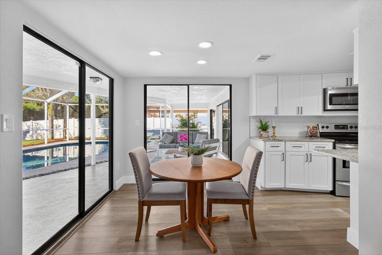 Listing photo id 36 for 2961 Heather Trail