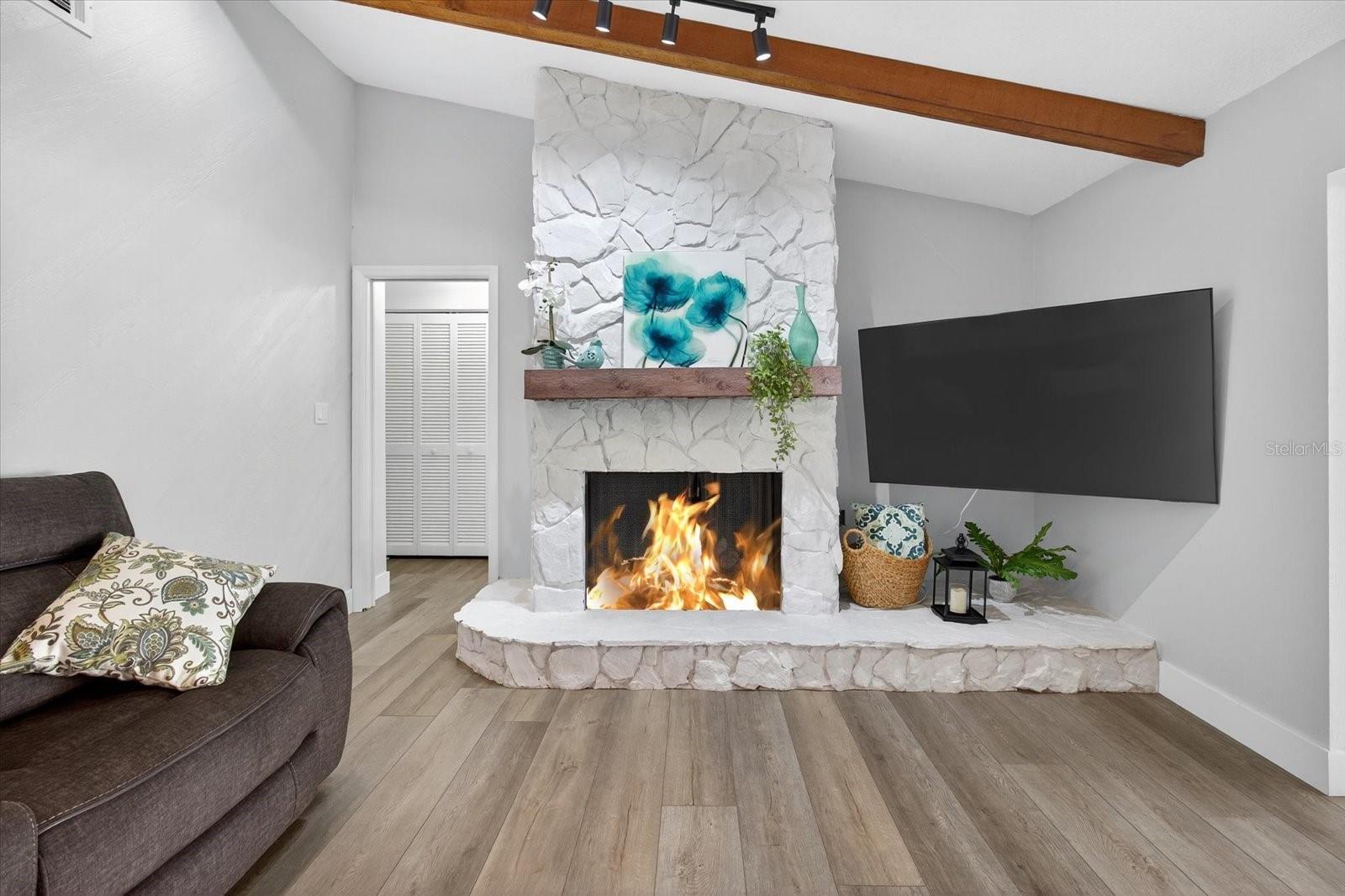 Listing photo id 38 for 2961 Heather Trail