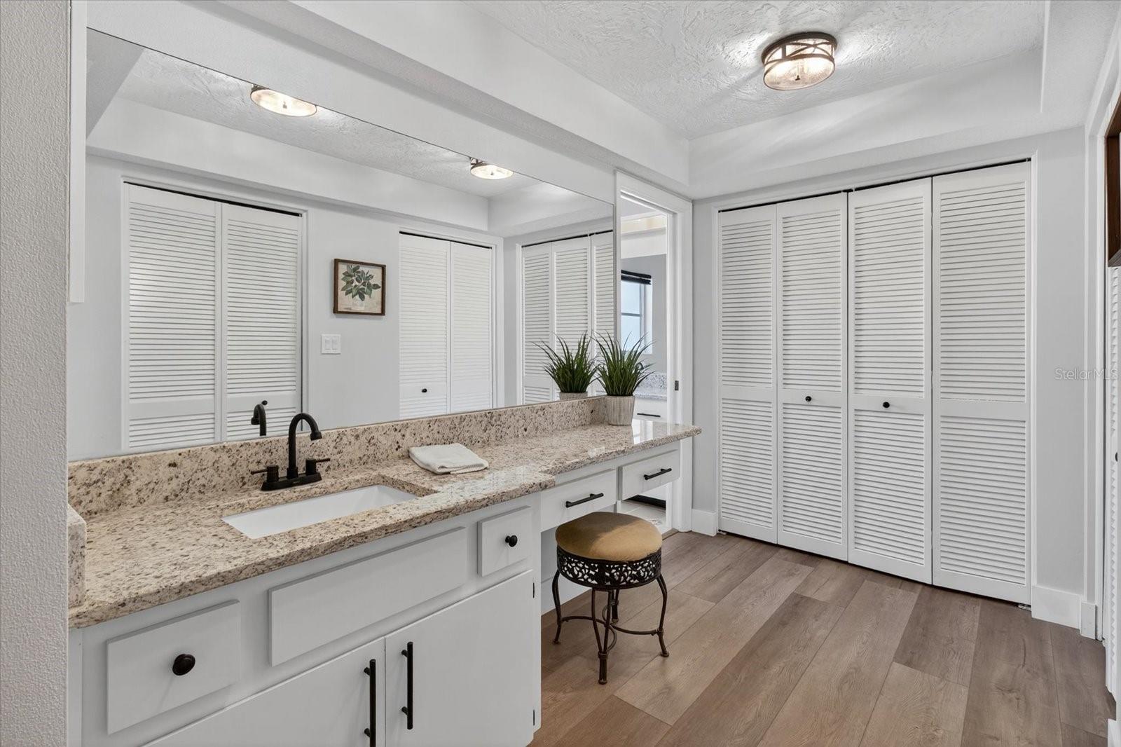 Listing photo id 47 for 2961 Heather Trail