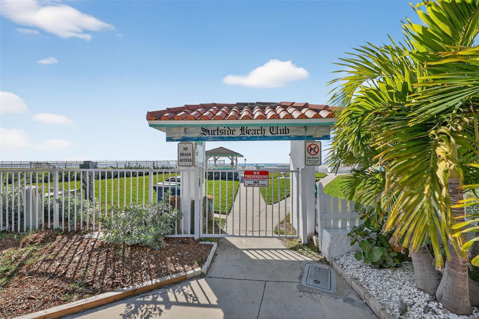 Image 16 of 25 For 566 182nd Avenue E