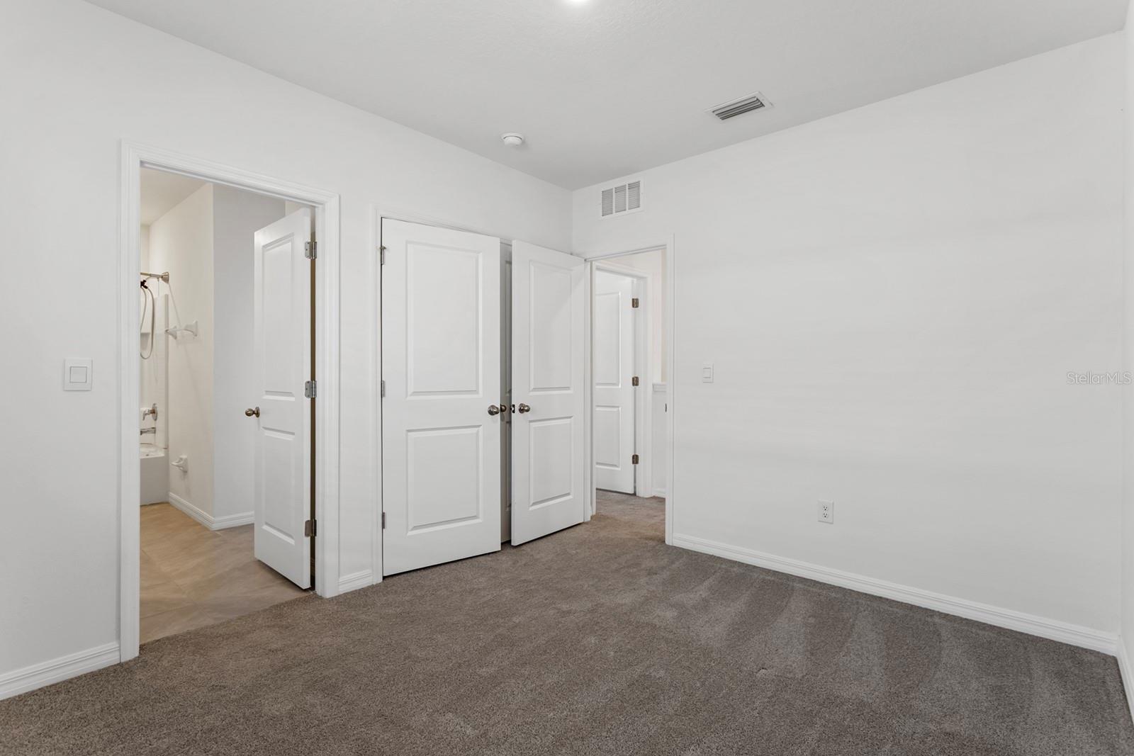 Image 17 of 21 For 5338 Fallen Leaf Drive