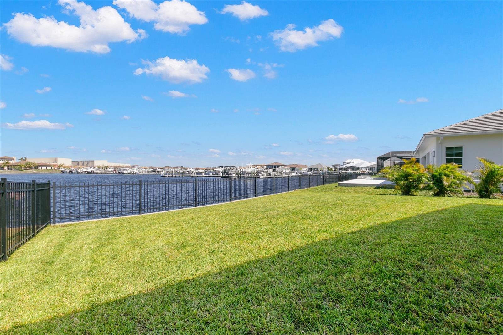 Image 19 of 68 For 1810 4th Street E