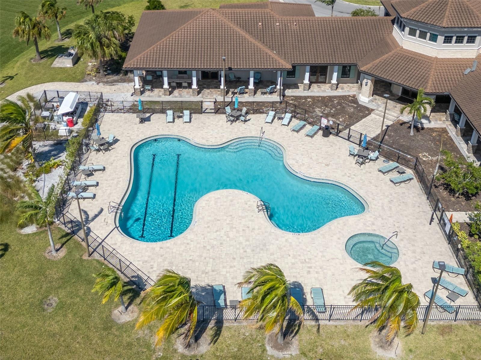 Image 51 of 68 For 1810 4th Street E