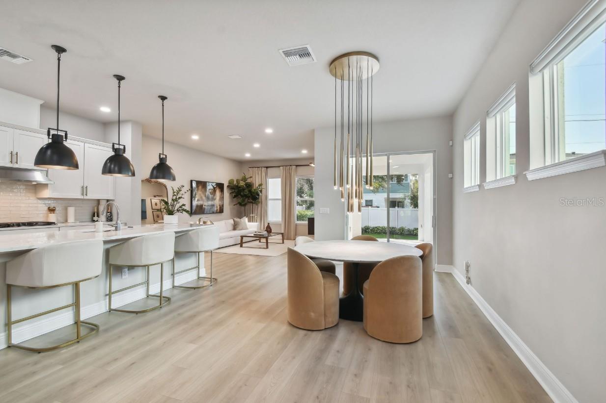 Image 12 of 36 For 3814 De Leon Street 2