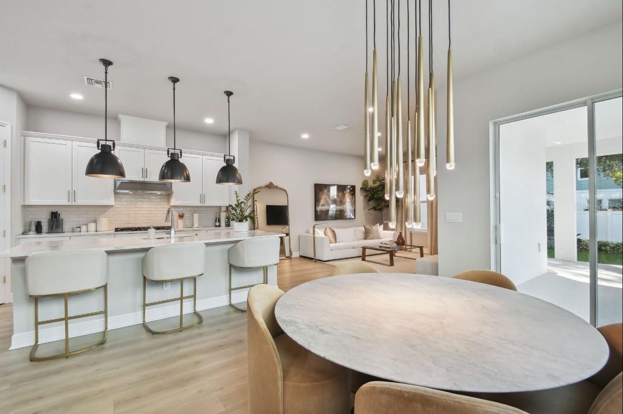 Image 13 of 36 For 3814 De Leon Street 2