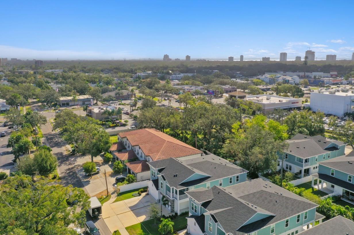 Image 2 of 36 For 3814 De Leon Street 2