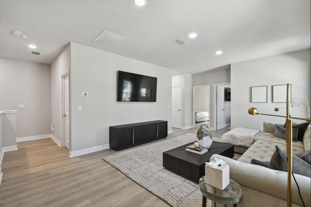 Image 20 of 36 For 3814 De Leon Street 2