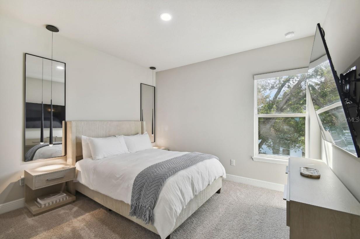 Image 29 of 36 For 3814 De Leon Street 2