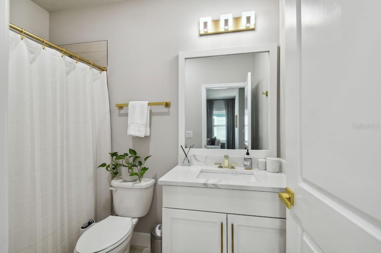 Image 30 of 36 For 3814 De Leon Street 2