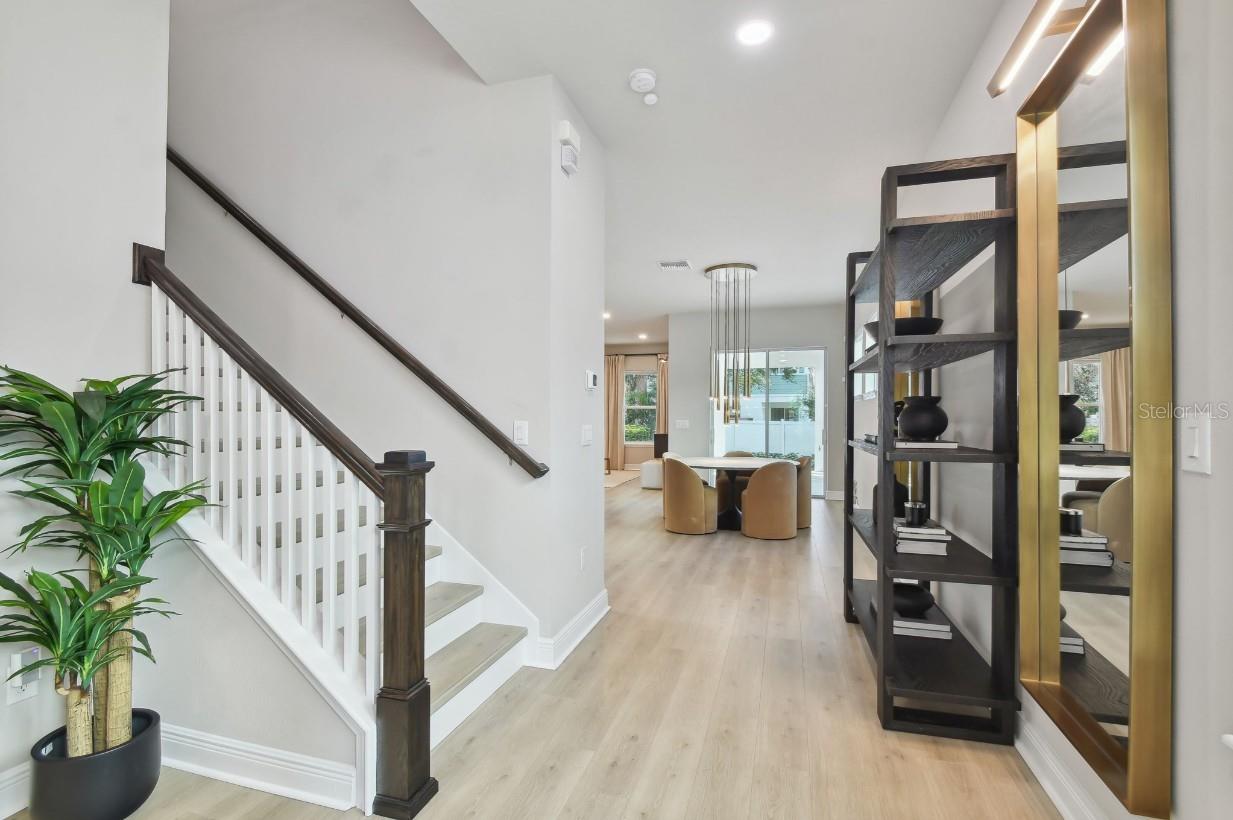 Image 4 of 36 For 3814 De Leon Street 2