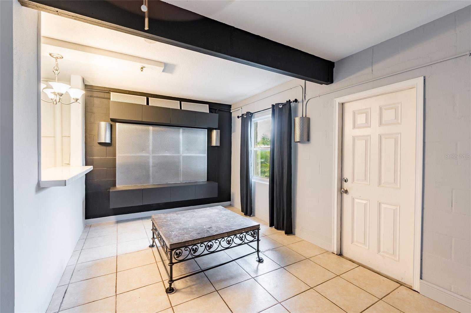 Image 32 of 37 For 2204 1st Street F