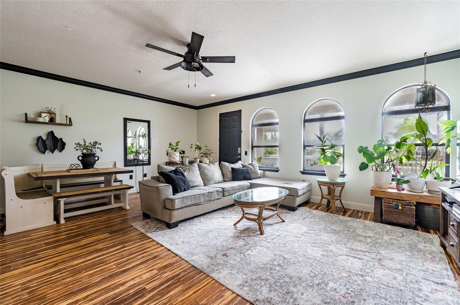 Image 5 of 37 For 2204 1st Street F