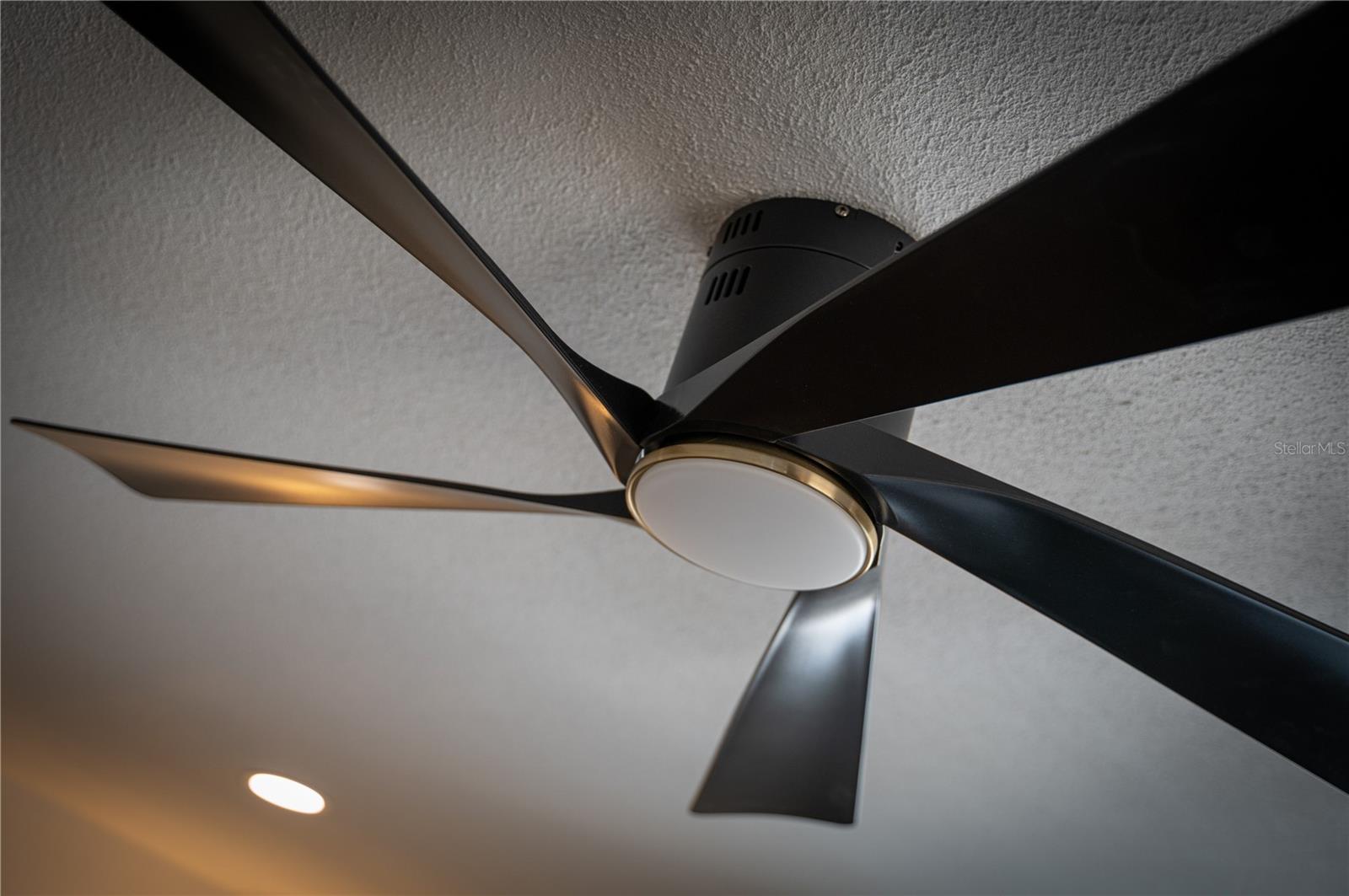 Image 38 of 41 For 1097 Eden Isle Boulevard Ne 3