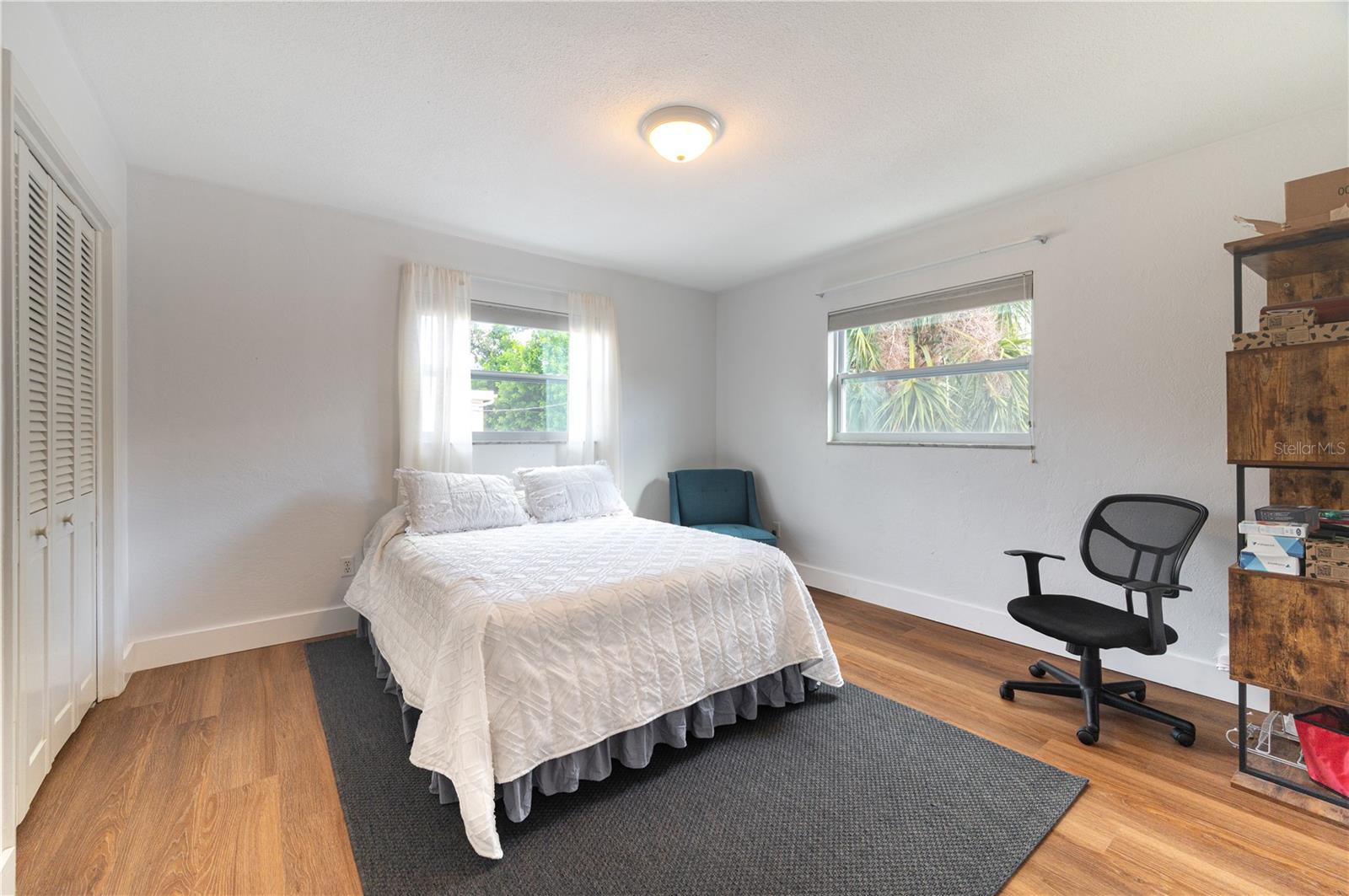 Image 20 of 41 For 1097 Eden Isle Boulevard Ne 3