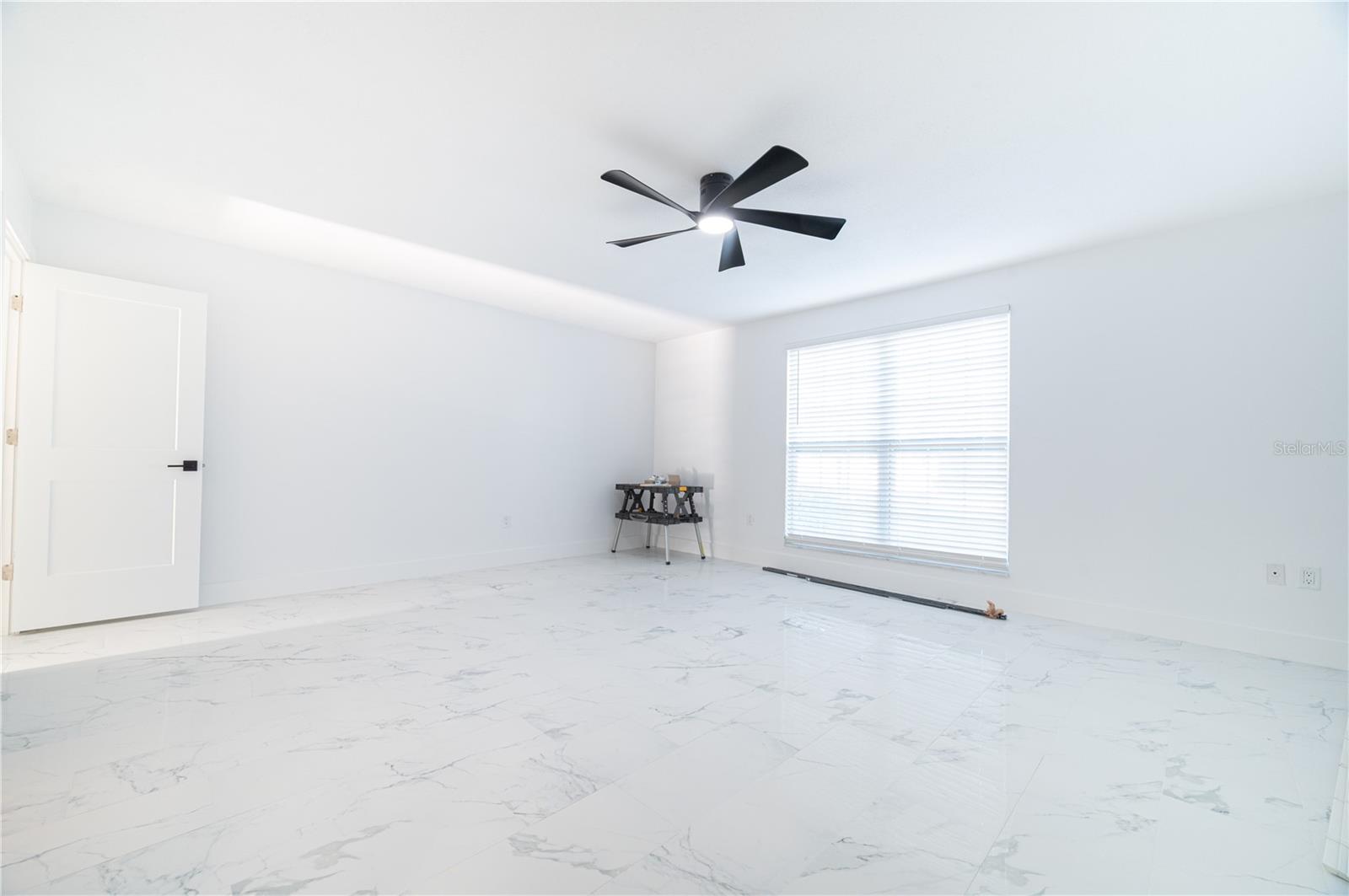 Image 12 of 13 For 1001 Eden Isle Boulevard Ne 3