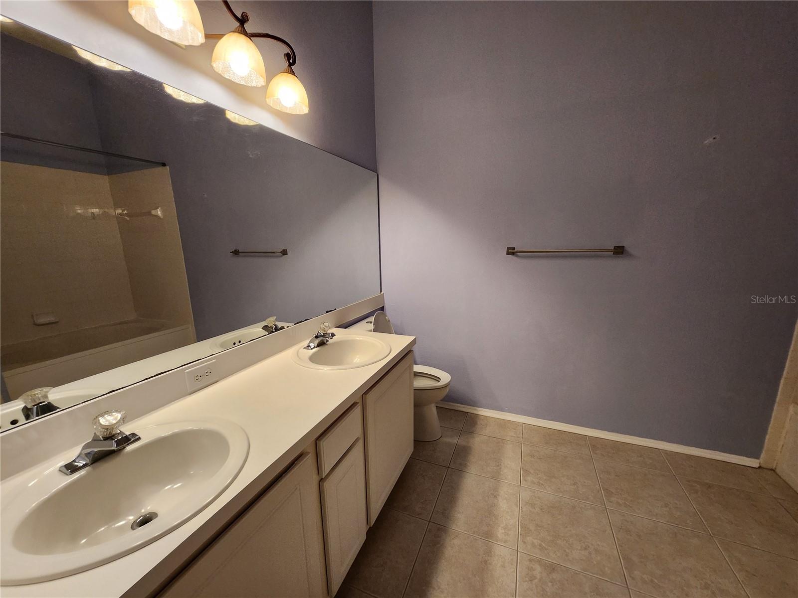 Image 9 of 13 For 8620 Hunters Key Circle