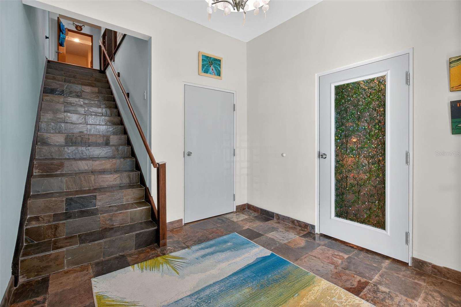 Image 31 of 100 For 5659 Shore Boulevard S