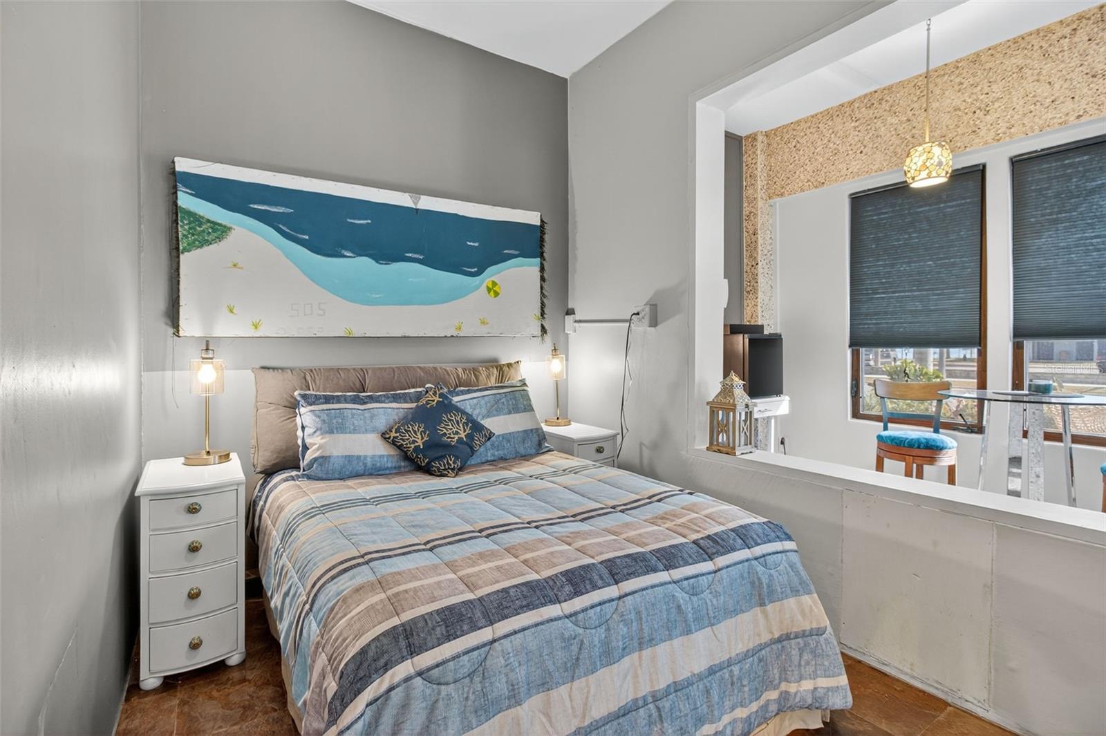 Image 36 of 100 For 5659 Shore Boulevard S