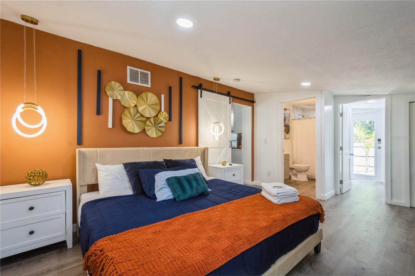 Image 15 of 30 For 6225 76th Avenue N