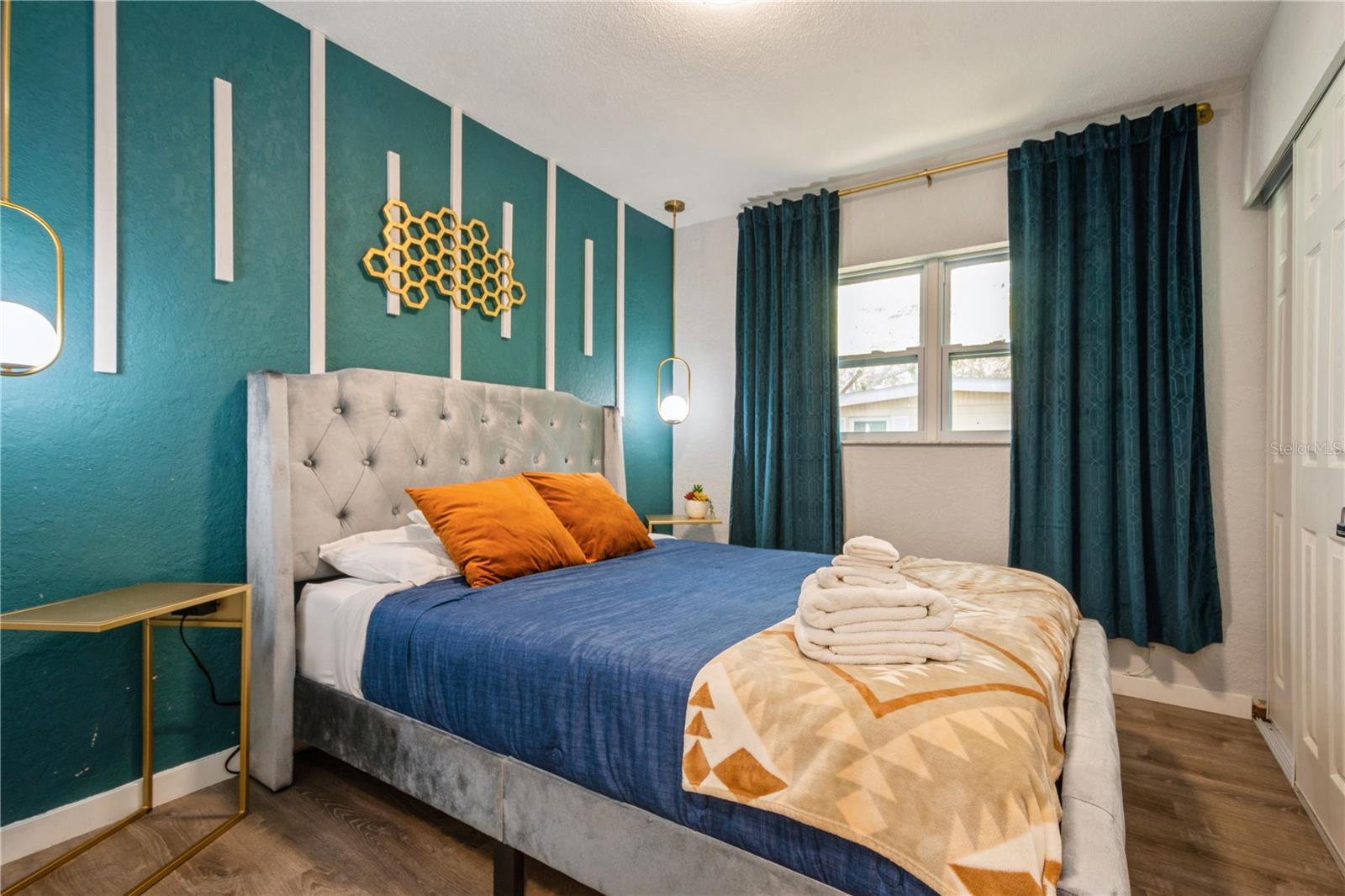 Image 20 of 30 For 6225 76th Avenue N