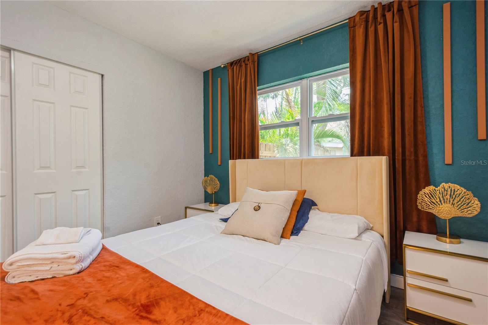 Image 24 of 30 For 6225 76th Avenue N