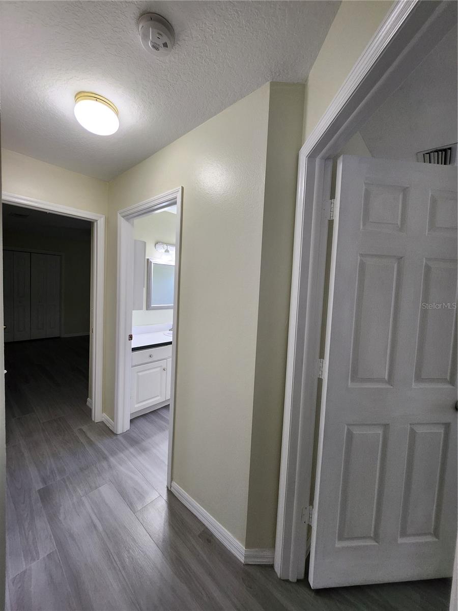 Image 24 of 38 For 819 Sandy Trail Place