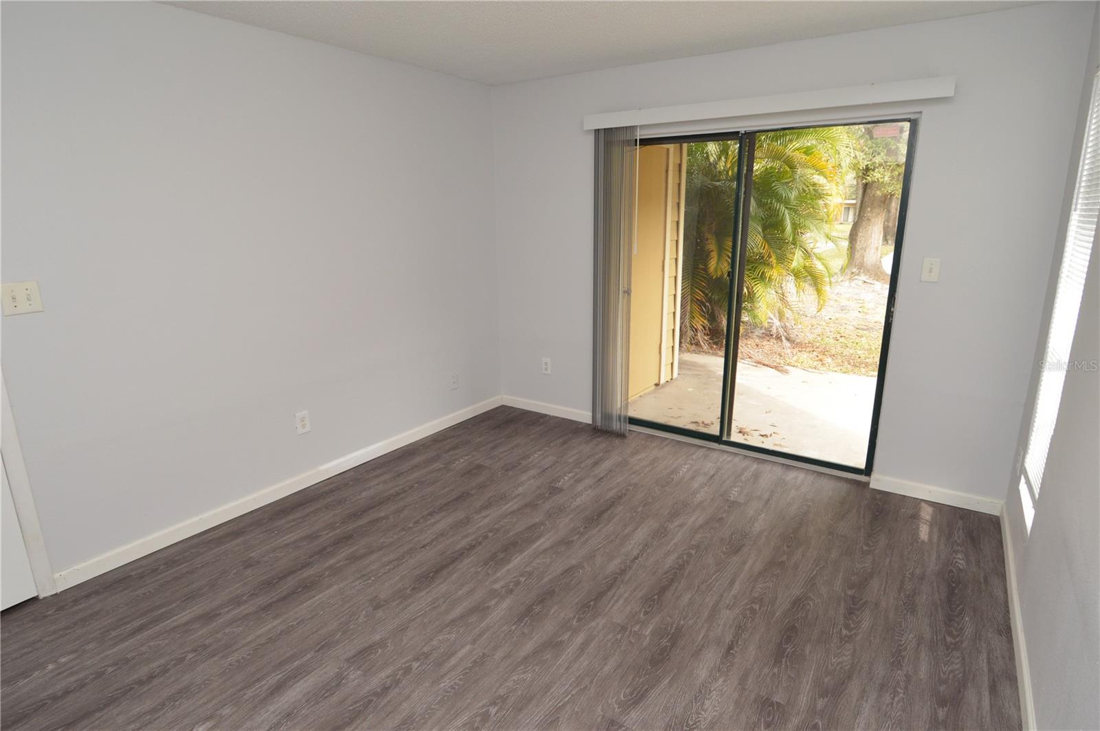 Image 27 of 92 For 8641 Fancy Finch Drive 103