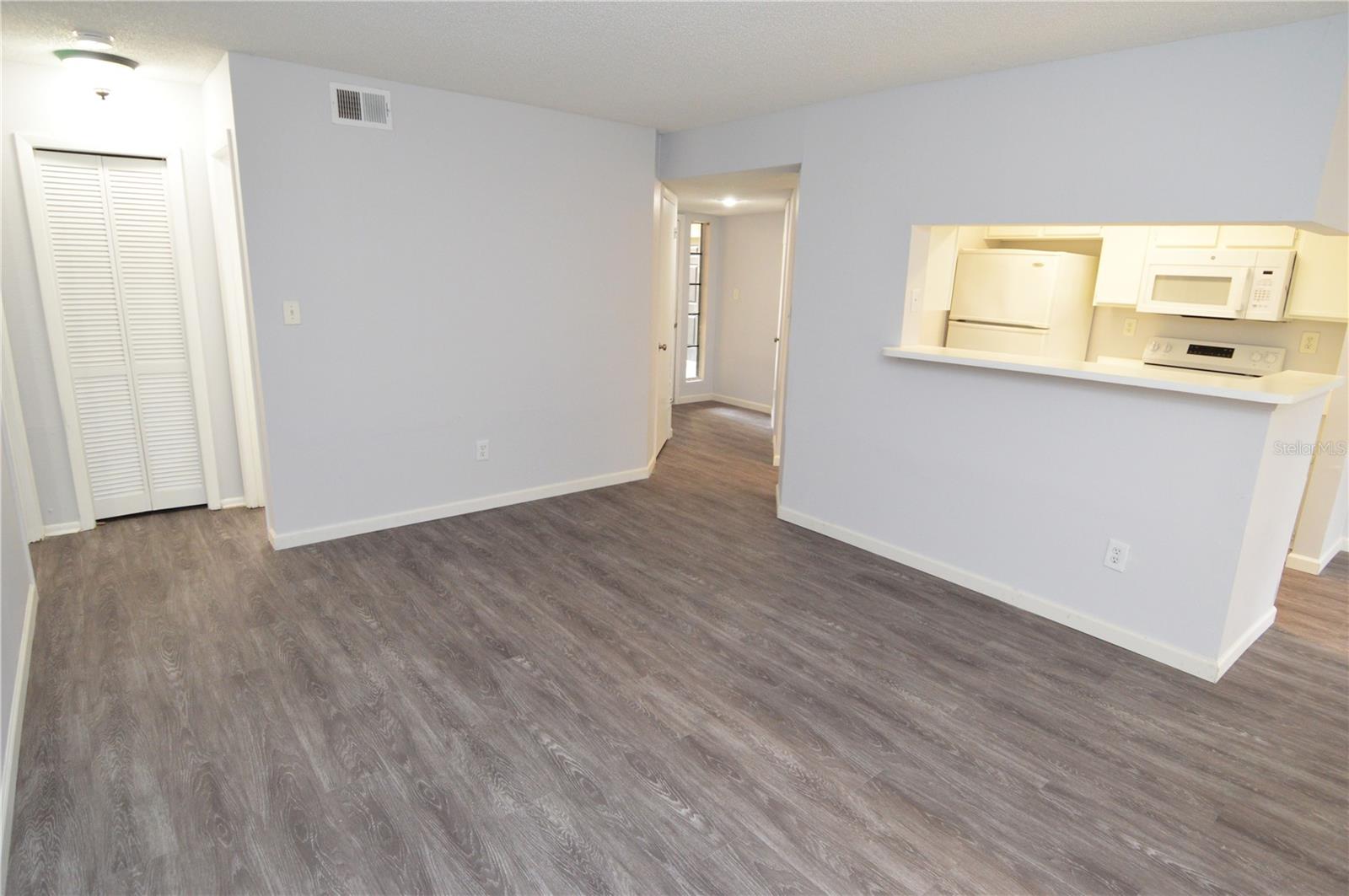 Image 5 of 92 For 8641 Fancy Finch Drive 103