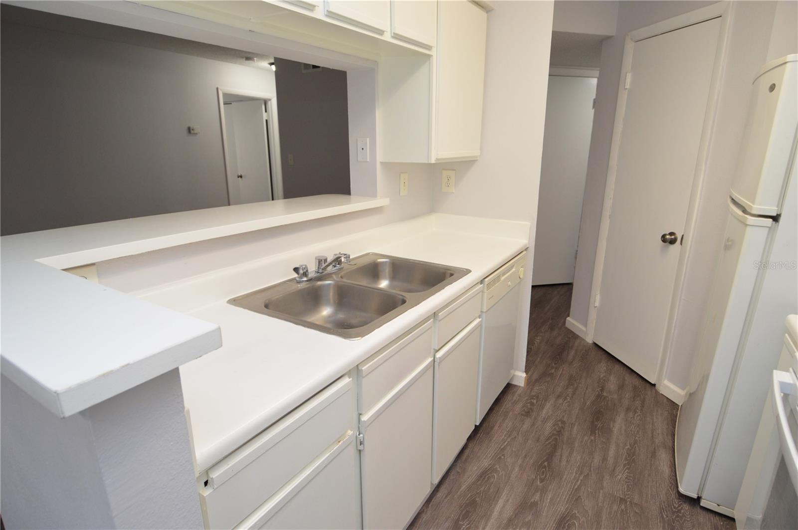 Image 8 of 92 For 8641 Fancy Finch Drive 103