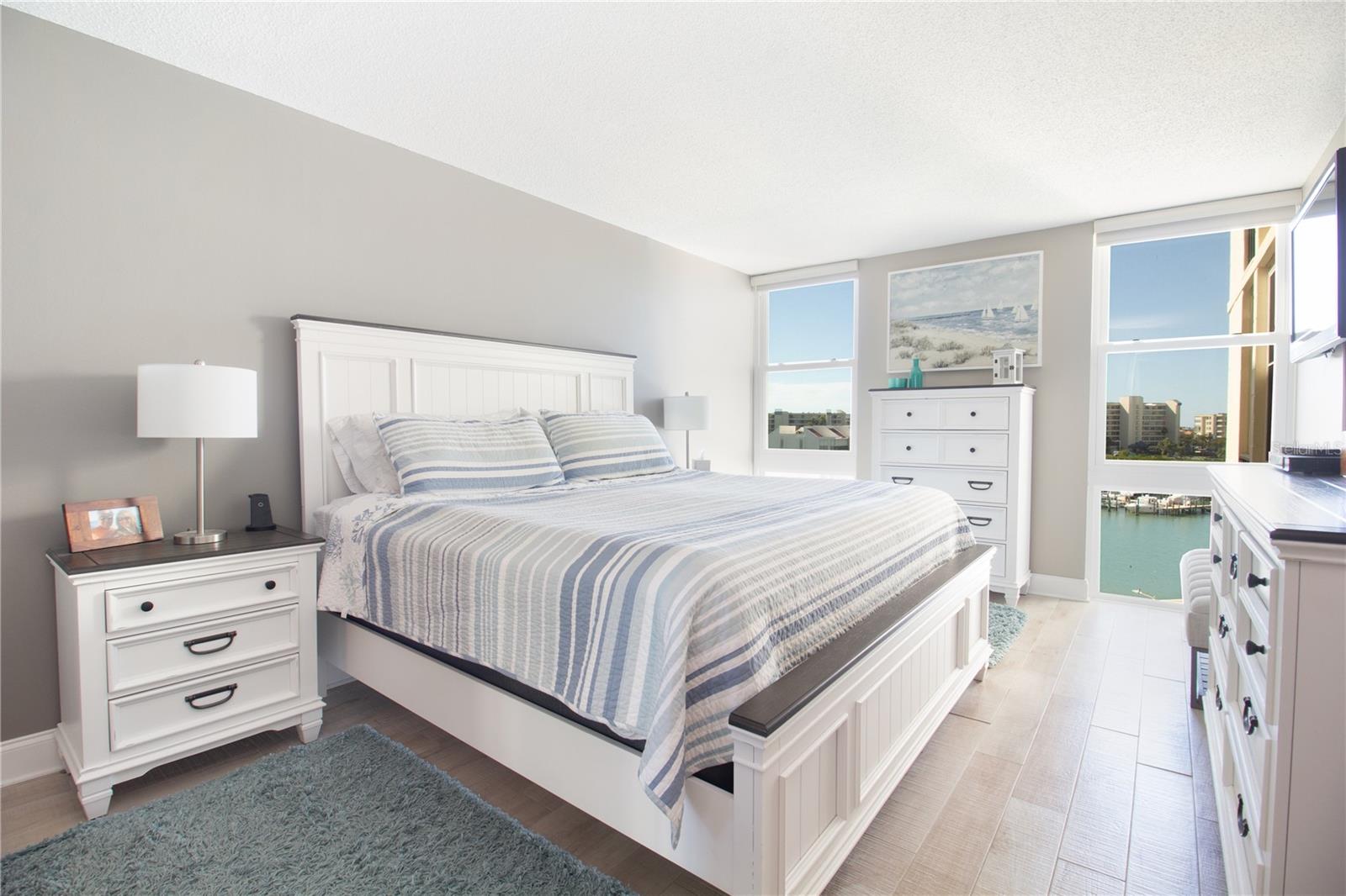 Image 13 of 28 For 7400 Sun Island Drive S 610