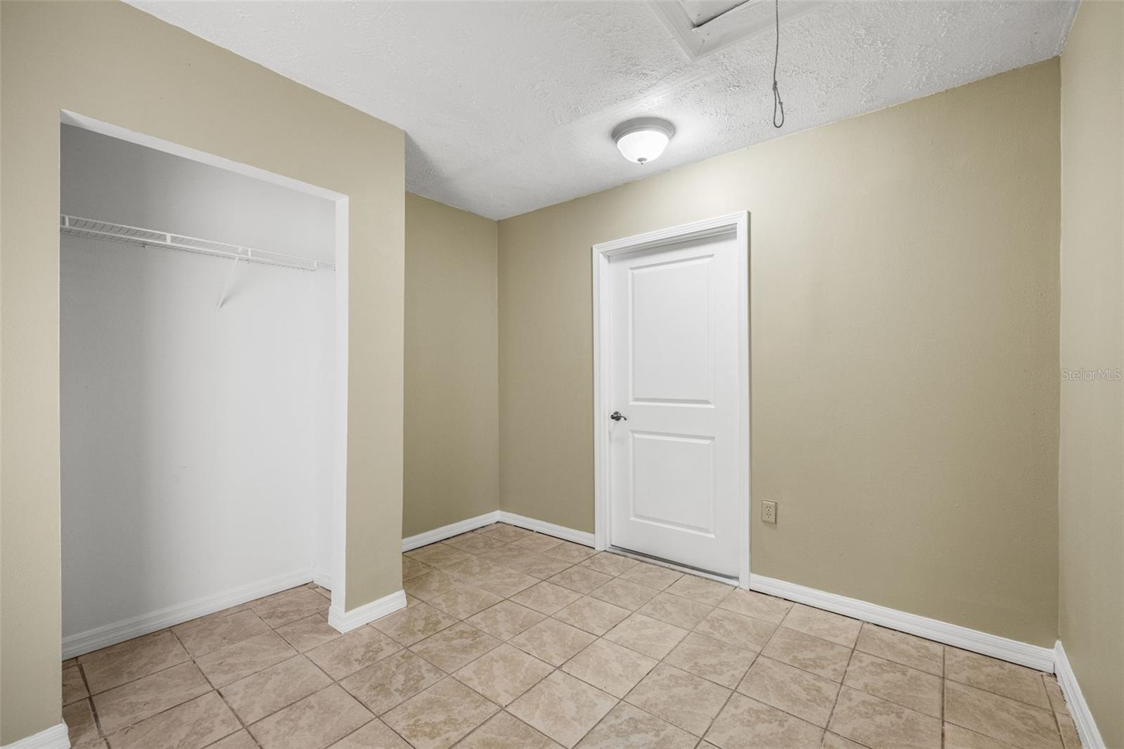 Image 16 of 30 For 2110 Shady Point Lane