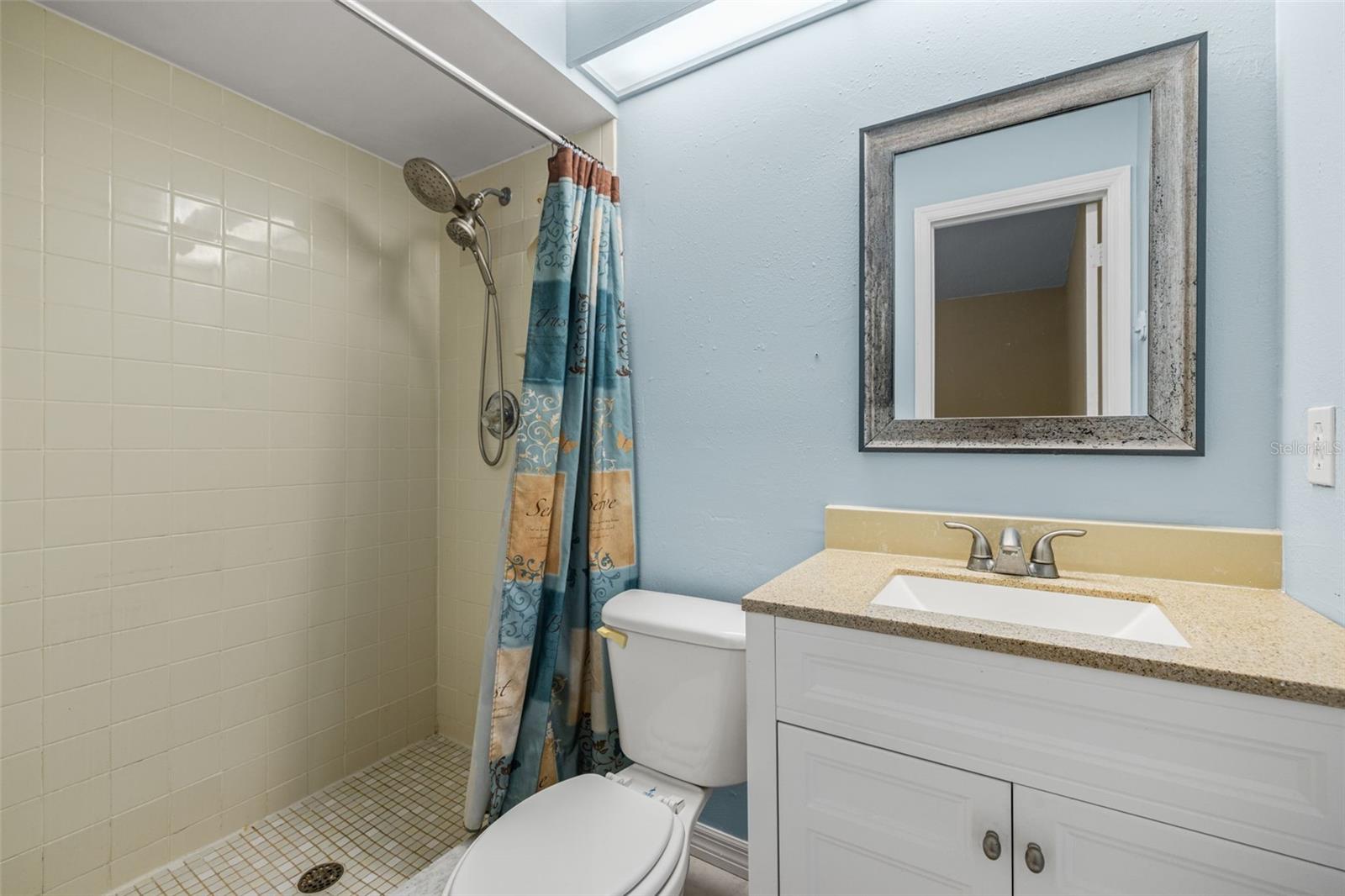 Image 19 of 30 For 2110 Shady Point Lane