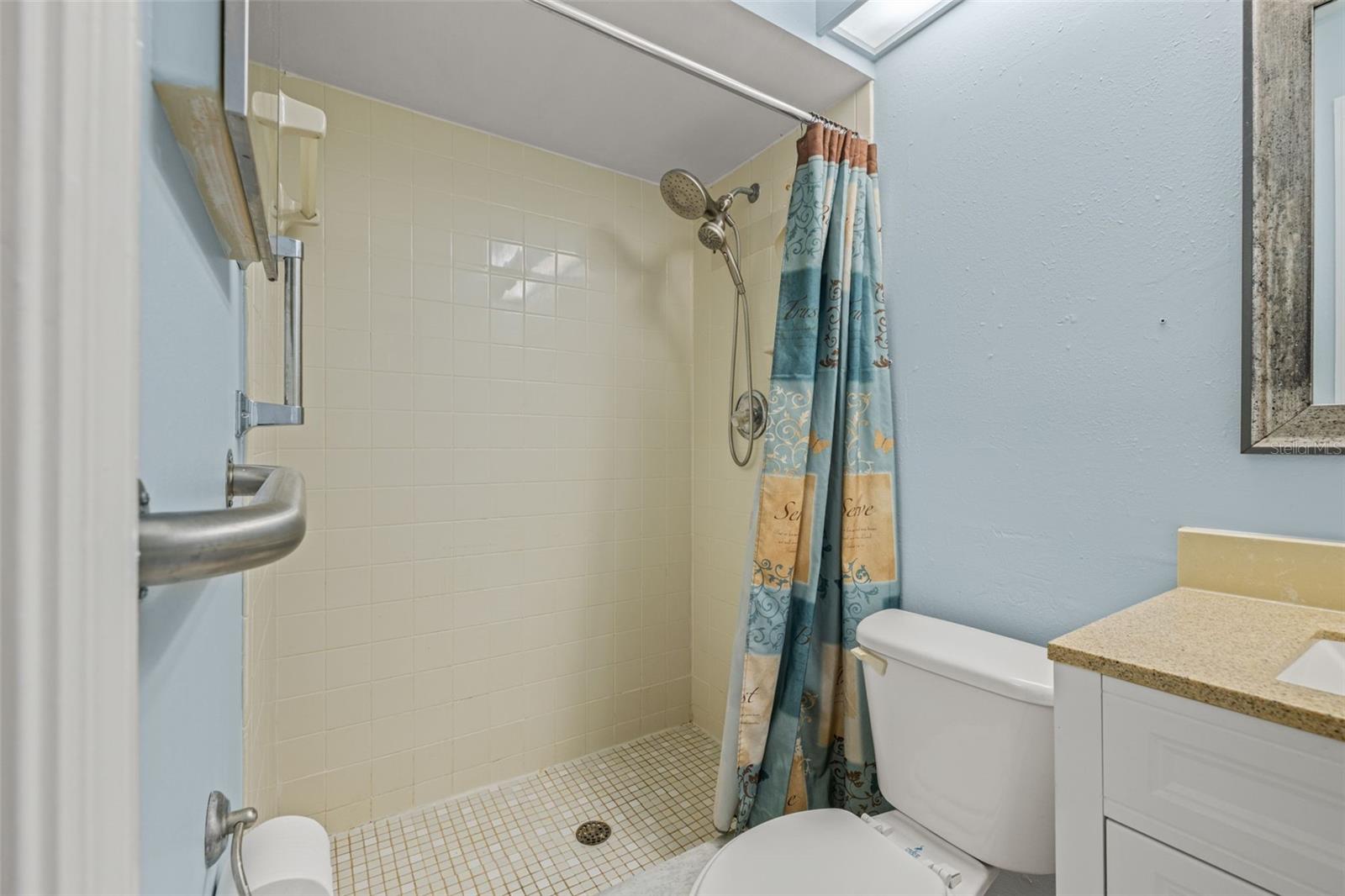 Image 20 of 30 For 2110 Shady Point Lane