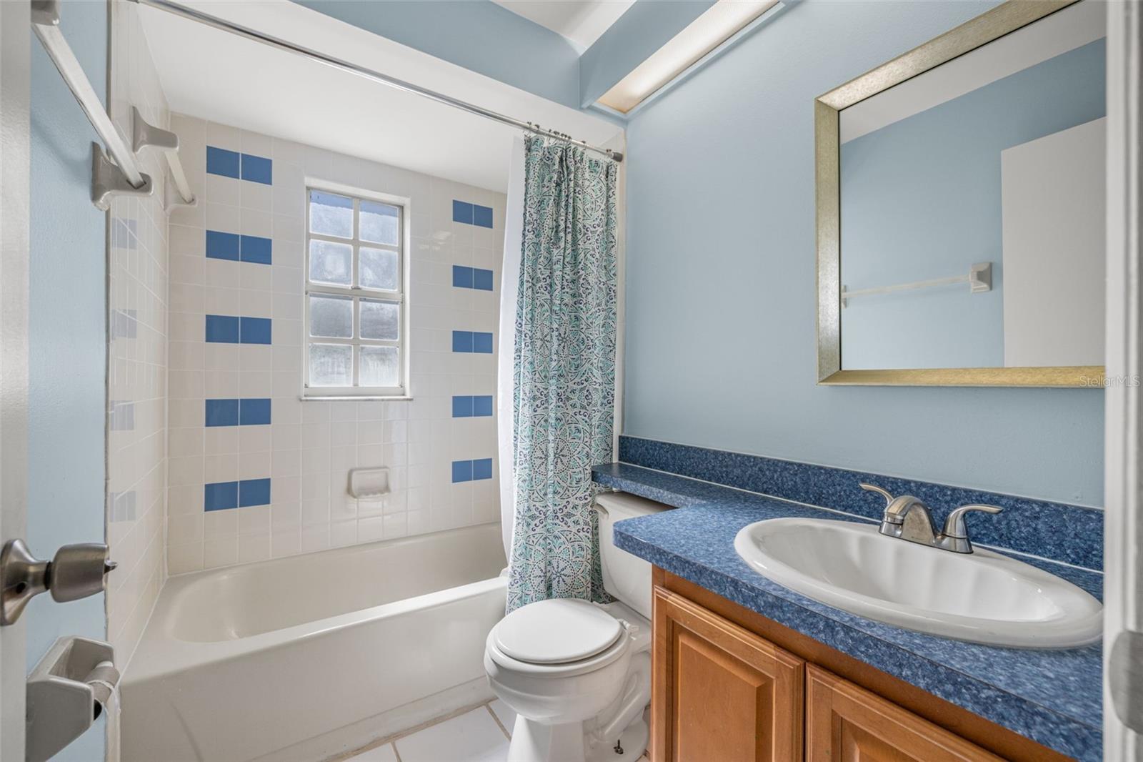 Image 23 of 30 For 2110 Shady Point Lane