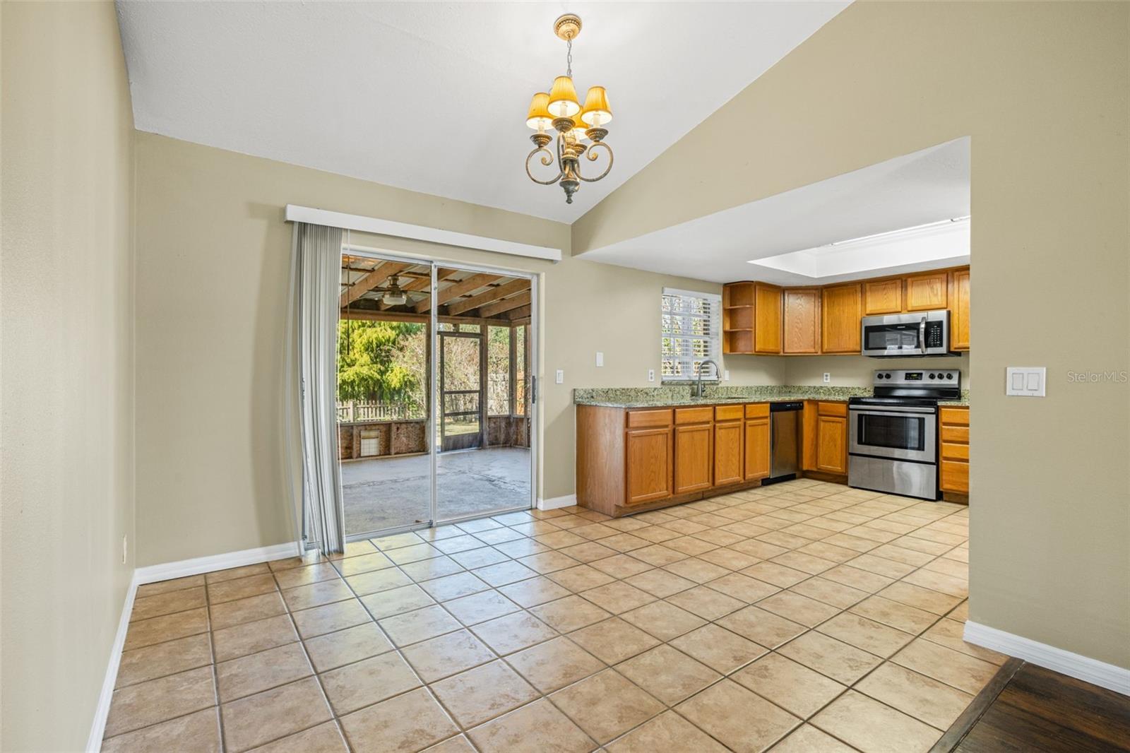 Image 9 of 30 For 2110 Shady Point Lane